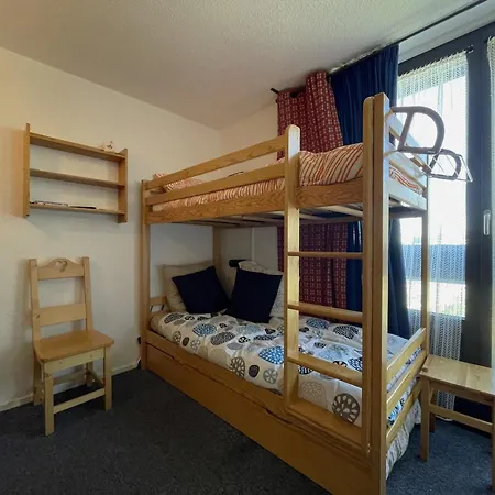 Studio Economique 13m² Pour 2 Personnes Au Pied Des Pistes, Croisette, Les Menuires - Fr-1-452-285