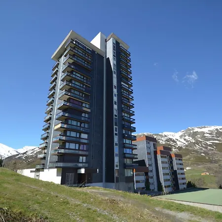 Studio Economique 13m² Pour 2 Personnes Au Pied Des Pistes, Croisette, Les Menuires - Fr-1-452-285